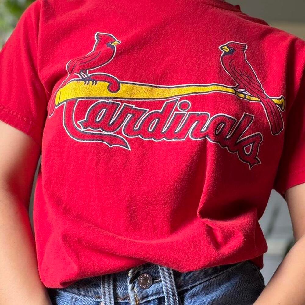 Red St. Louis Cardinals baseball tee (S/M)
